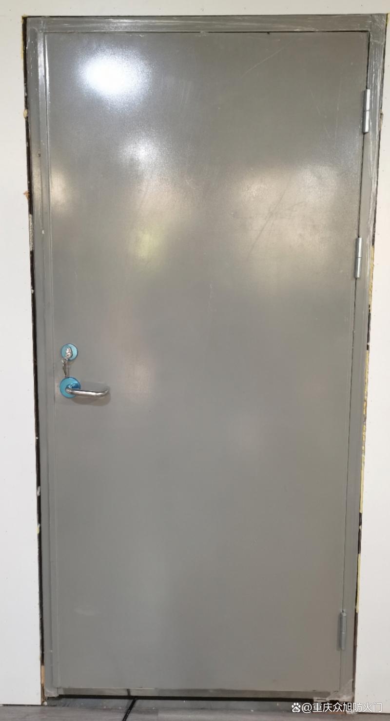 防火門選購指南 廠家直銷的鋼質(zhì)、木質(zhì)、玻璃、不銹鋼及鋼木防火門與防火窗詳解